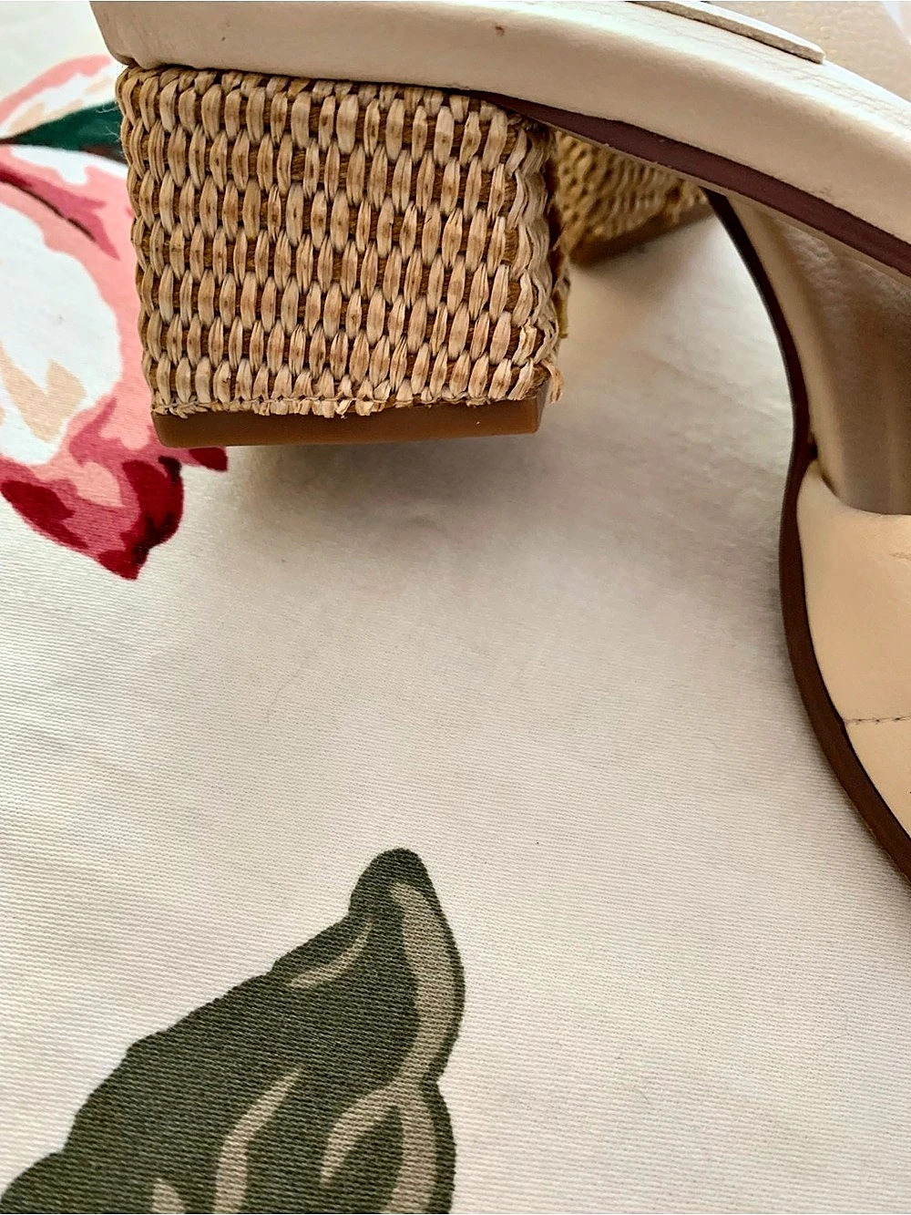 Chinese Laundry Los Angeles , Woven Block Heel leather Sandals in Cream size 7. - Picture 4 of 5